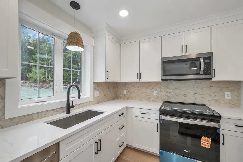 136 Hare Road Milton NH 03851