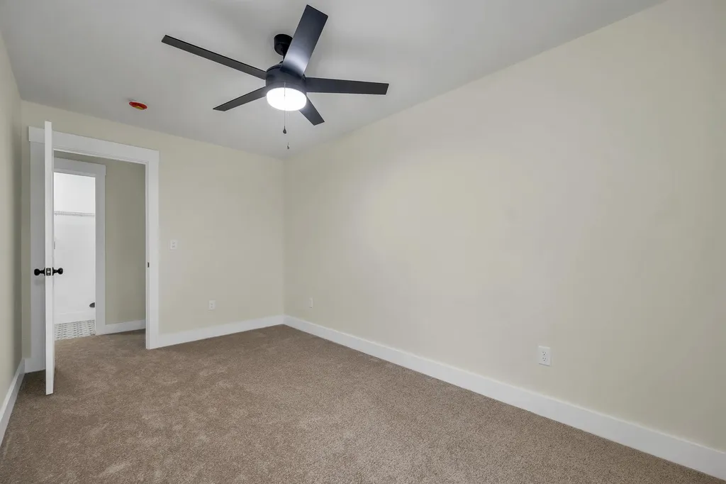 136 Hare Road Milton NH 03851