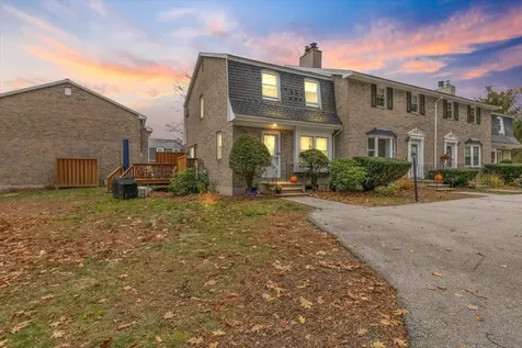 193 Fieldstone Drive Londonderry NH 03053