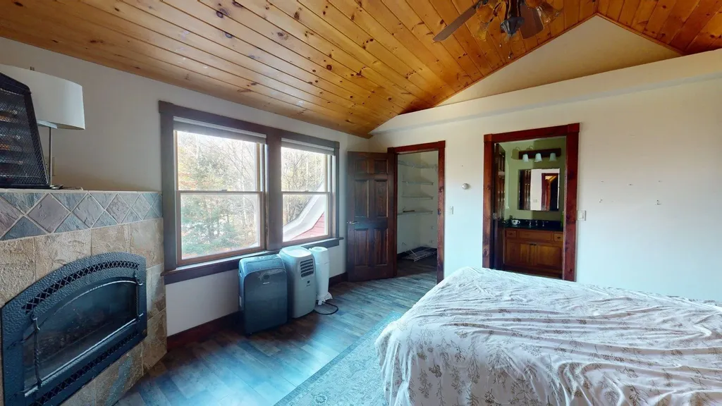 102 Woodland Avenue Gilford NH 03249