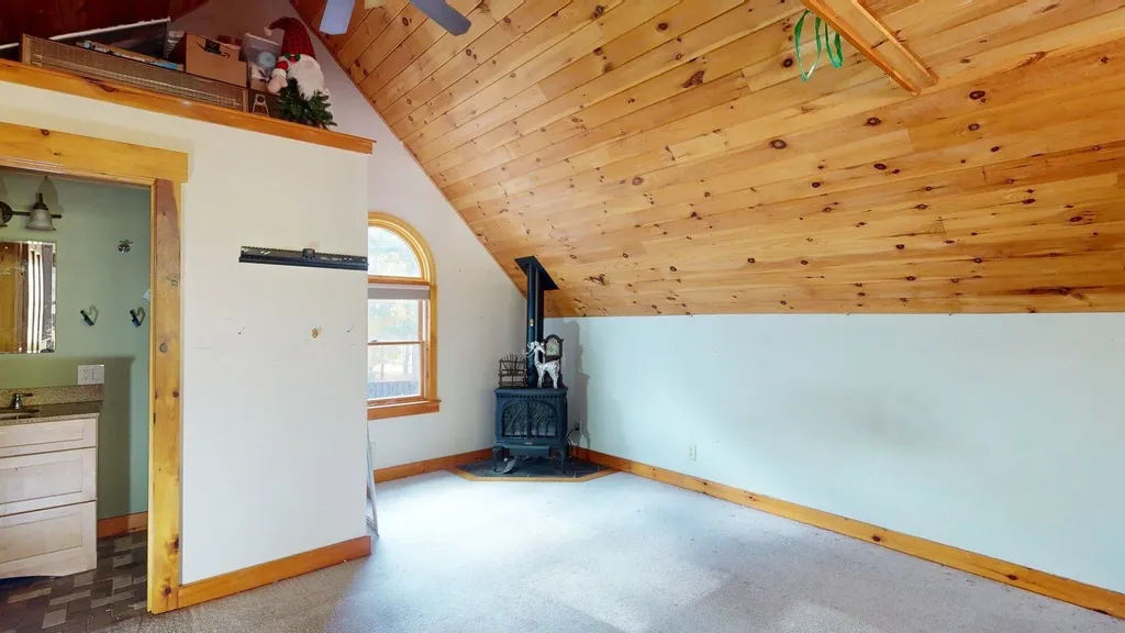 102 Woodland Avenue Gilford NH 03249