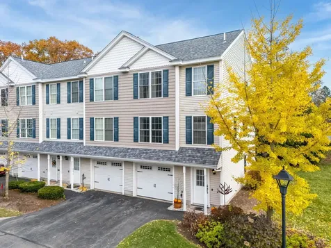 2 Larch Street Goffstown NH 03045