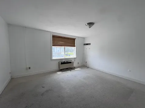 727 Lafayette Road Seabrook NH 03874