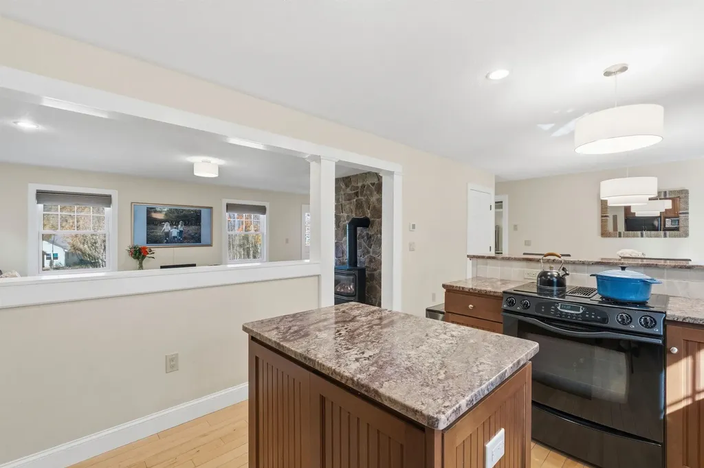 5 Clover Ridge Road Meredith NH 03253