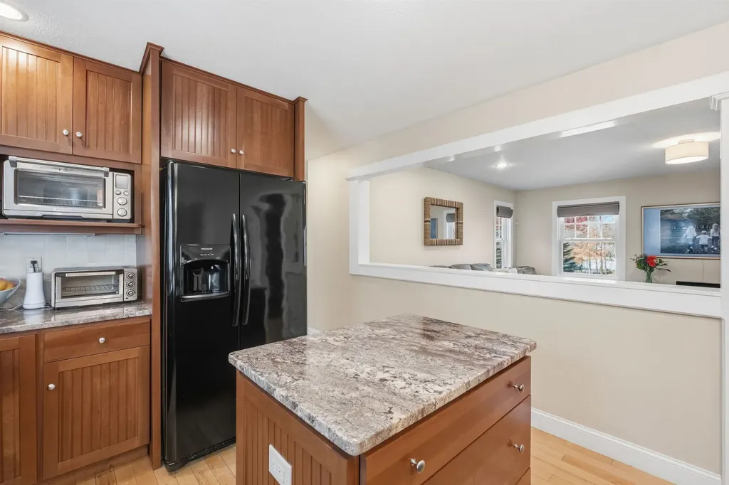 5 Clover Ridge Road Meredith NH 03253