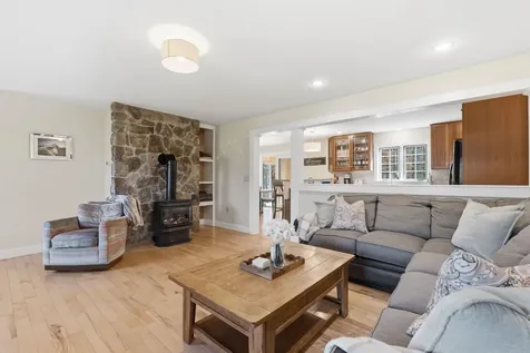 5 Clover Ridge Road Meredith NH 03253