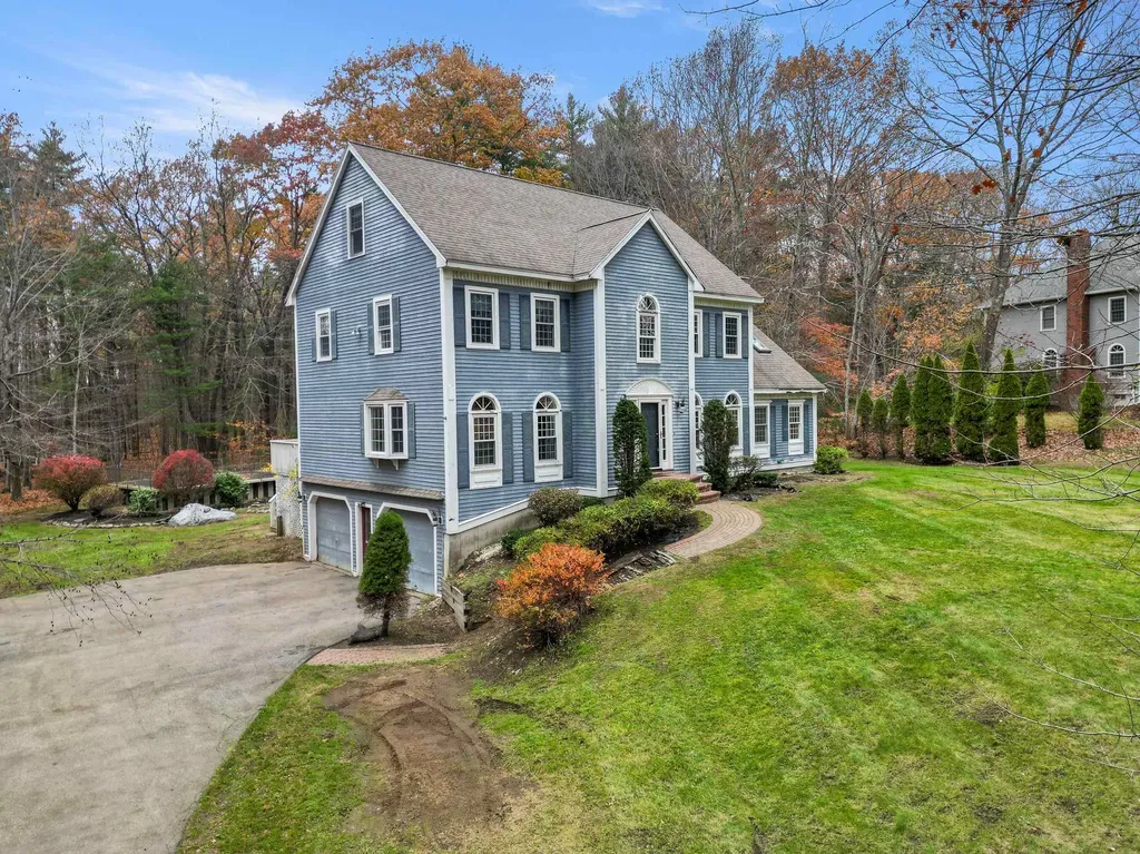 19 Rockrimmon Road North Hampton NH 03862-0000