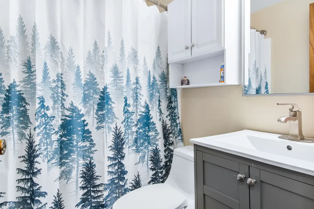 30 Holmes Road Canaan VT 05903