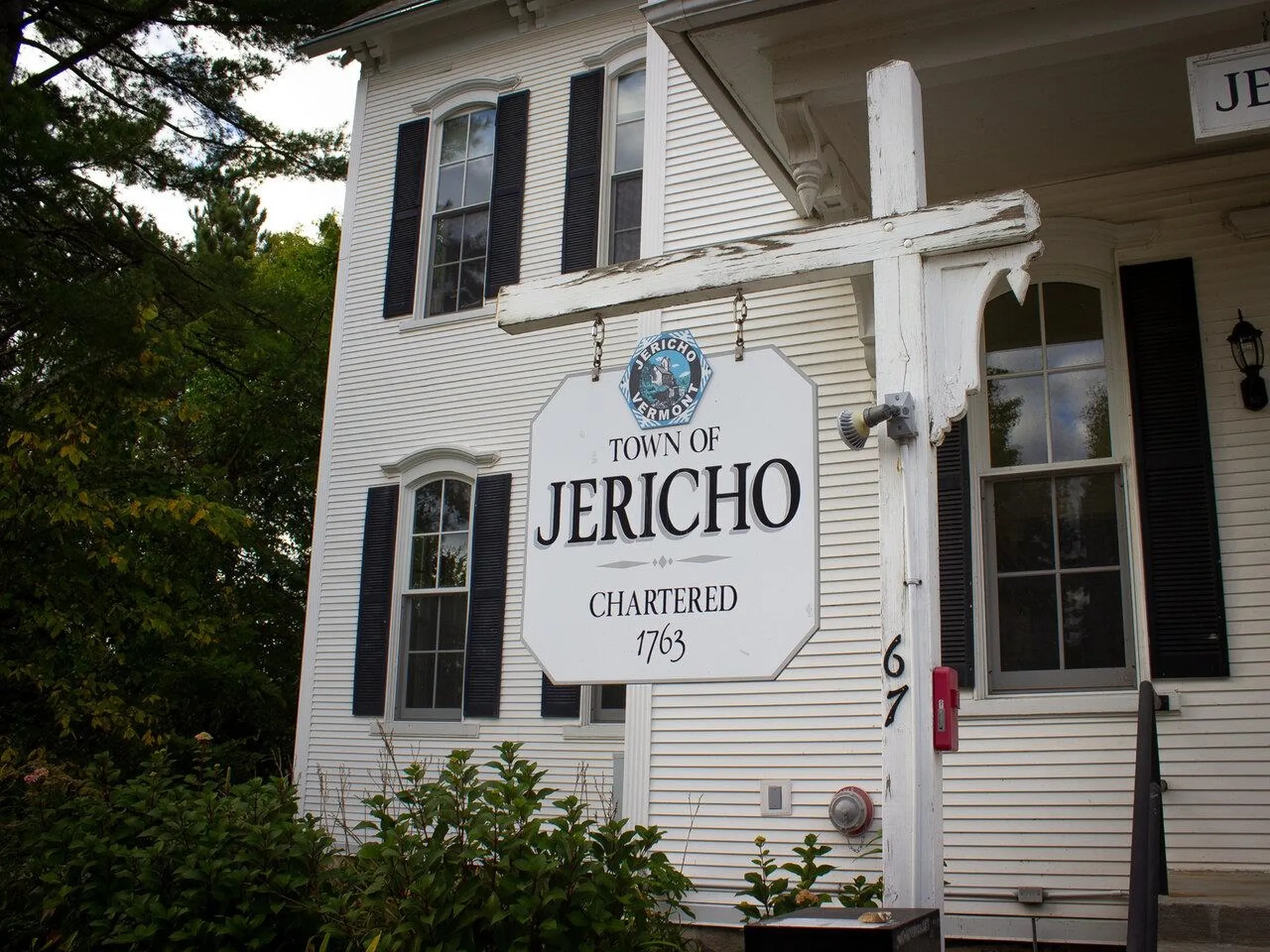 60 Starbird Road Jericho VT 05465