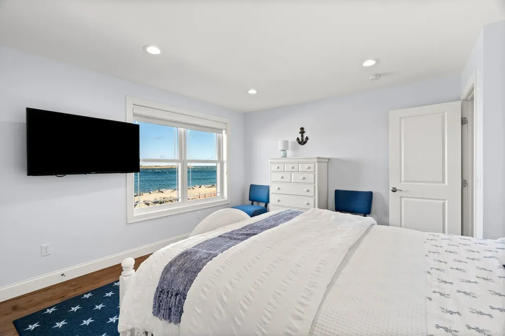 8 Portsmouth Avenue Seabrook NH 03874