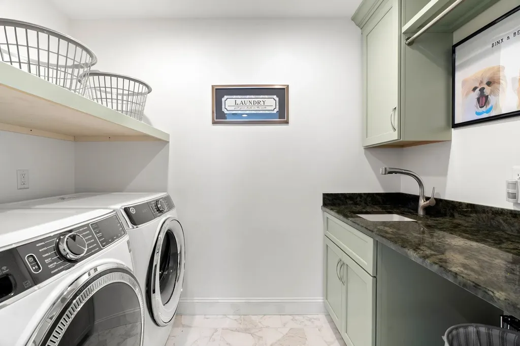 8 Portsmouth Avenue Seabrook NH 03874