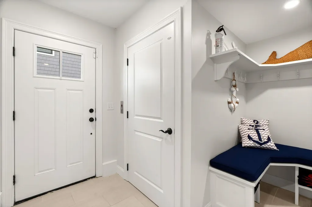 8 Portsmouth Avenue Seabrook NH 03874