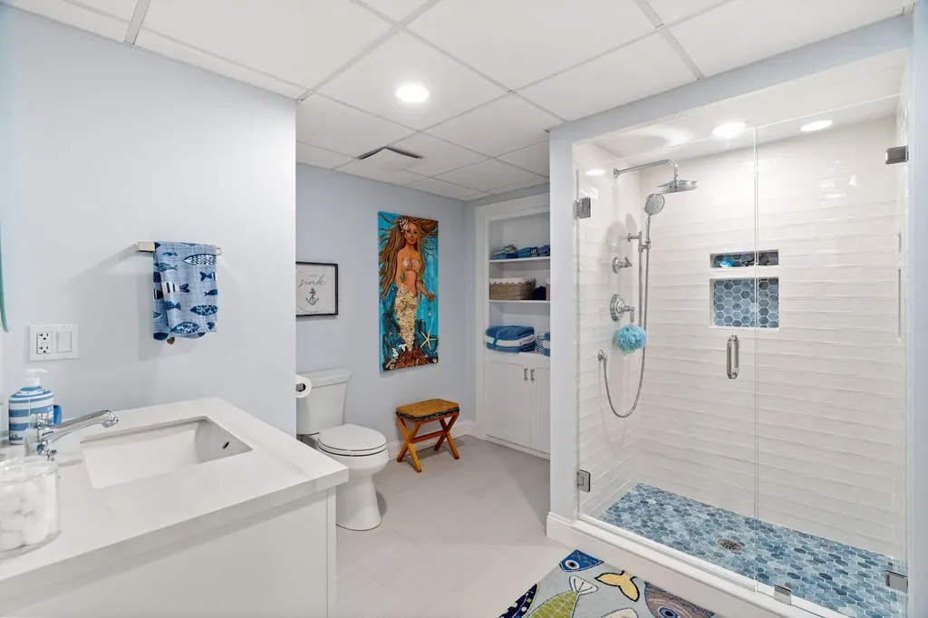 8 Portsmouth Avenue Seabrook NH 03874