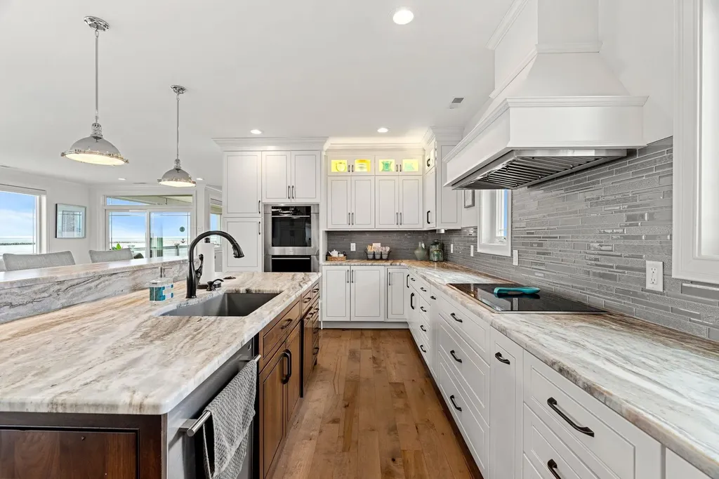 8 Portsmouth Avenue Seabrook NH 03874