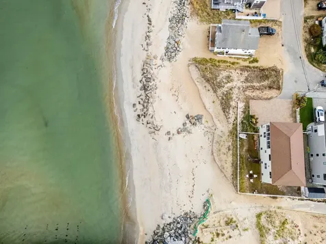 8 Portsmouth Avenue Seabrook NH 03874