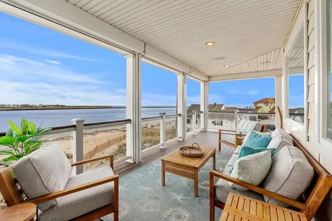 8 Portsmouth Avenue Seabrook NH 03874