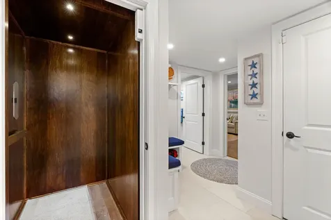 8 Portsmouth Avenue Seabrook NH 03874