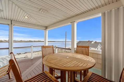 8 Portsmouth Avenue Seabrook NH 03874