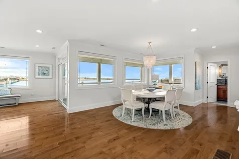 8 Portsmouth Avenue Seabrook NH 03874