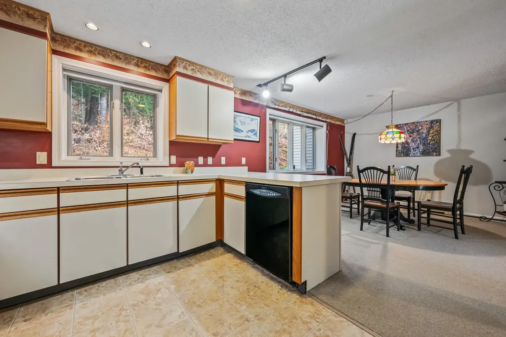 82B Wentworth Hall Avenue Jackson NH 03846