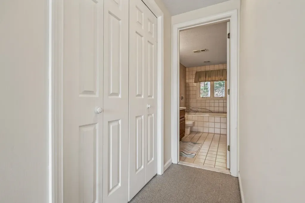 82B Wentworth Hall Avenue Jackson NH 03846