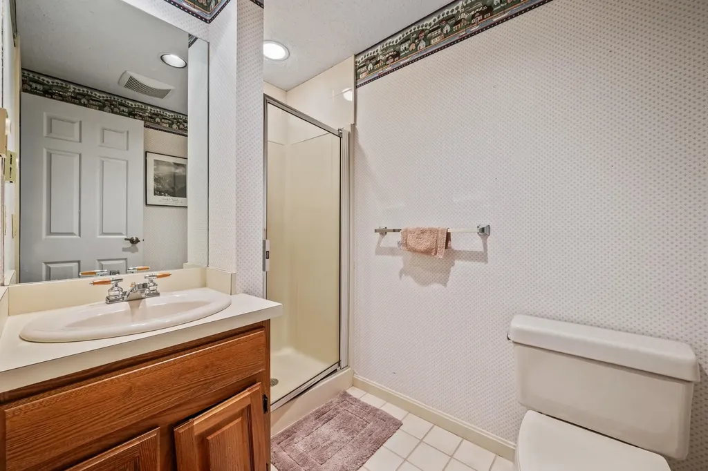 82B Wentworth Hall Avenue Jackson NH 03846