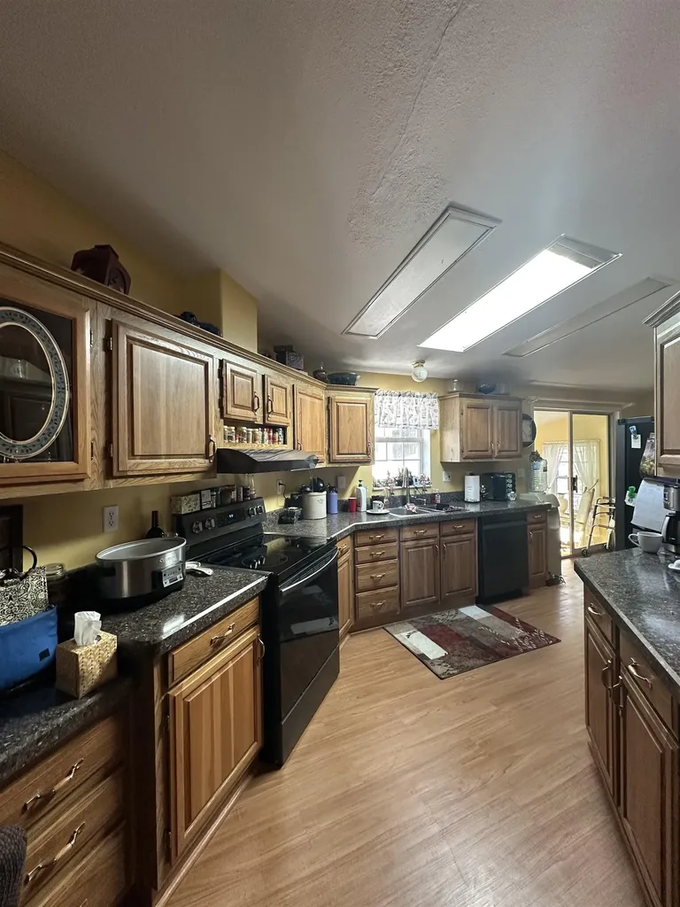 126 Pondview Road Swanzey NH 03466