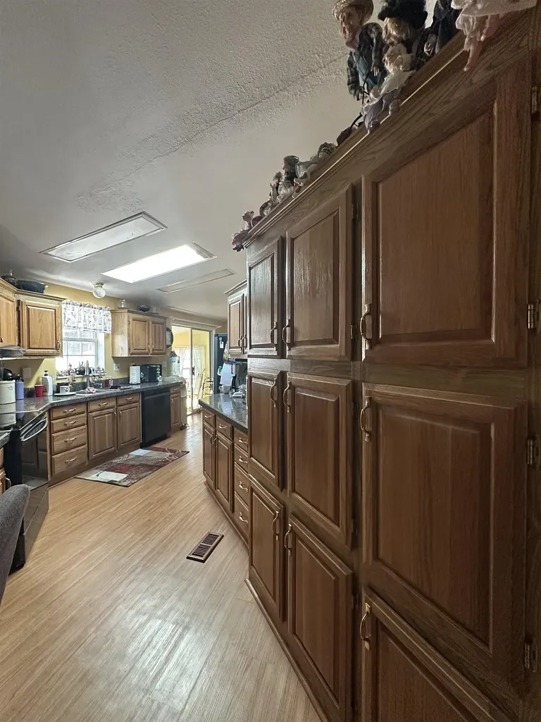 126 Pondview Road Swanzey NH 03466