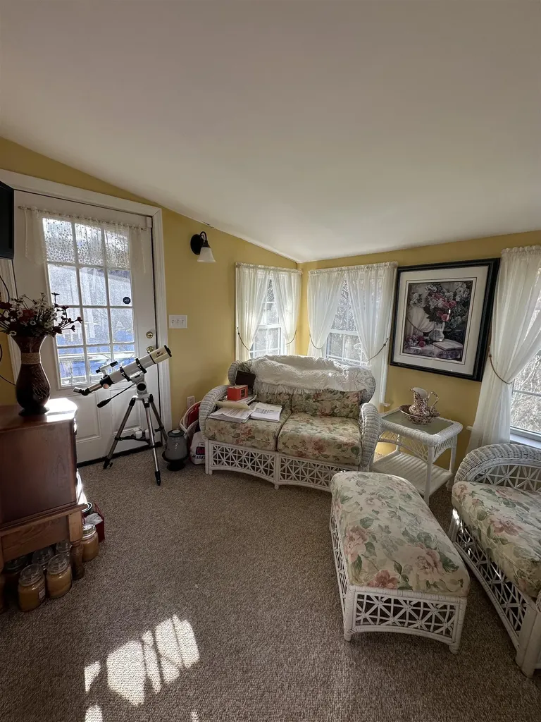 126 Pondview Road Swanzey NH 03466