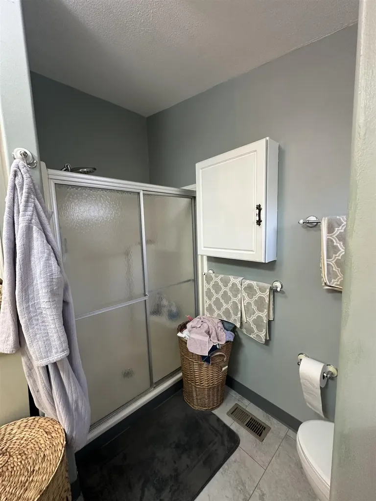 126 Pondview Road Swanzey NH 03466