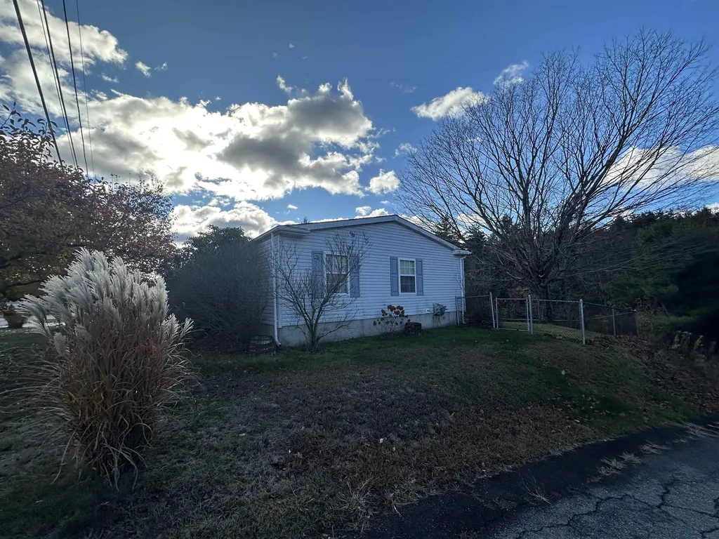 126 Pondview Road Swanzey NH 03466
