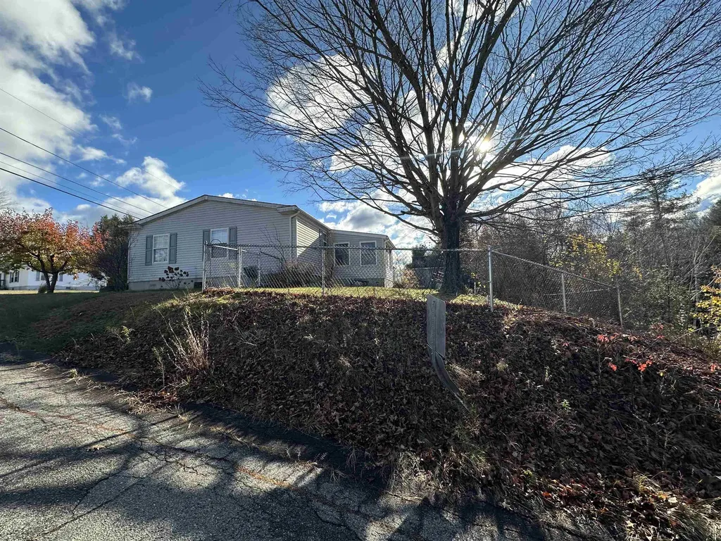 126 Pondview Road Swanzey NH 03466