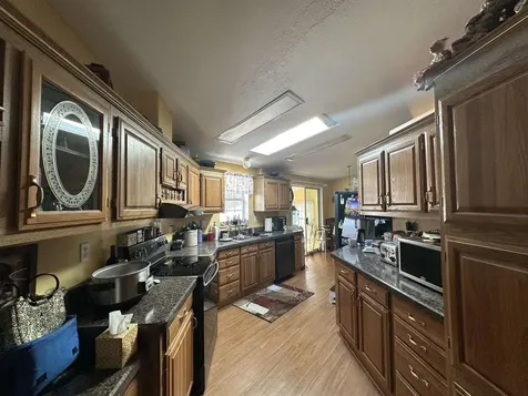 126 Pondview Road Swanzey NH 03466