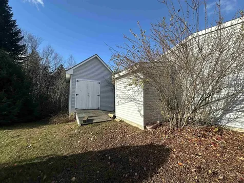 126 Pondview Road Swanzey NH 03466