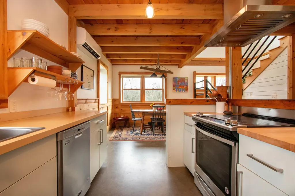 543 Boyce Road Williamstown VT 05679