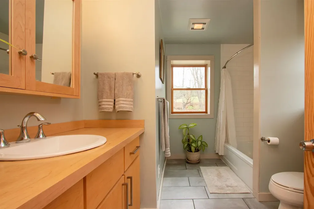 543 Boyce Road Williamstown VT 05679