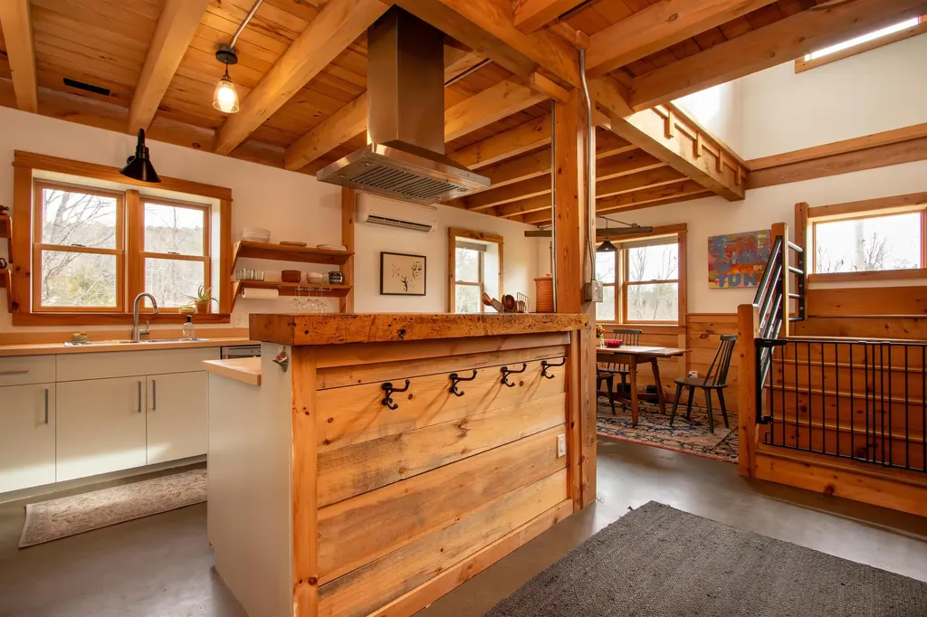 543 Boyce Road Williamstown VT 05679