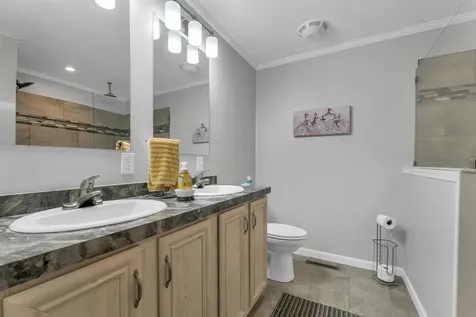 54 Mansfield Woods Way New Hampton NH 03256