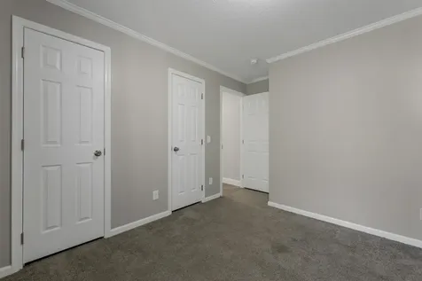 54 Mansfield Woods Way New Hampton NH 03256