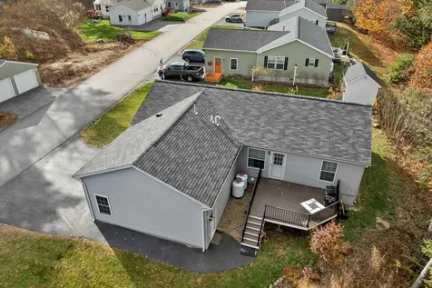 54 Mansfield Woods Way New Hampton NH 03256