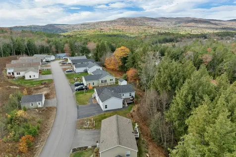 54 Mansfield Woods Way New Hampton NH 03256