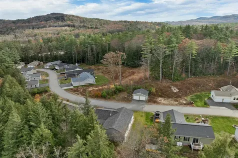 54 Mansfield Woods Way New Hampton NH 03256