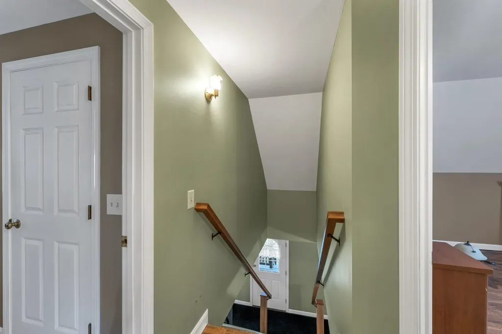 251 Hill Road Franklin NH 03235