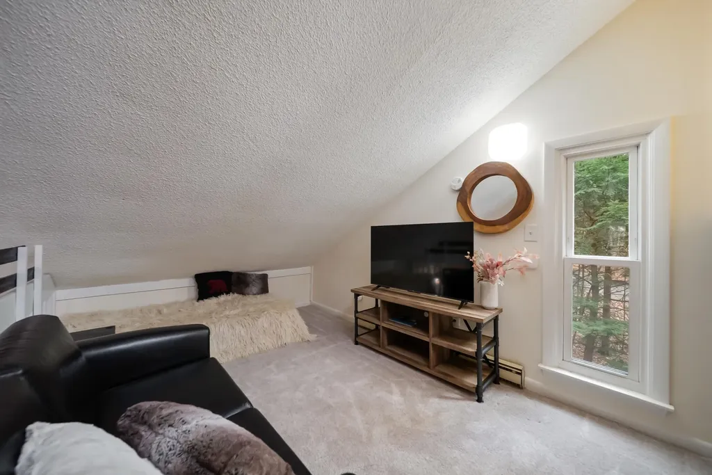 36 Briarcliff Circle Campton NH 03223