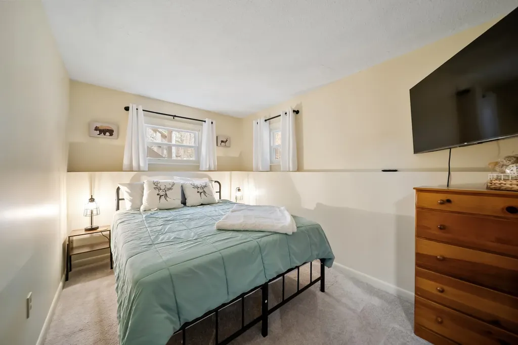 36 Briarcliff Circle Campton NH 03223