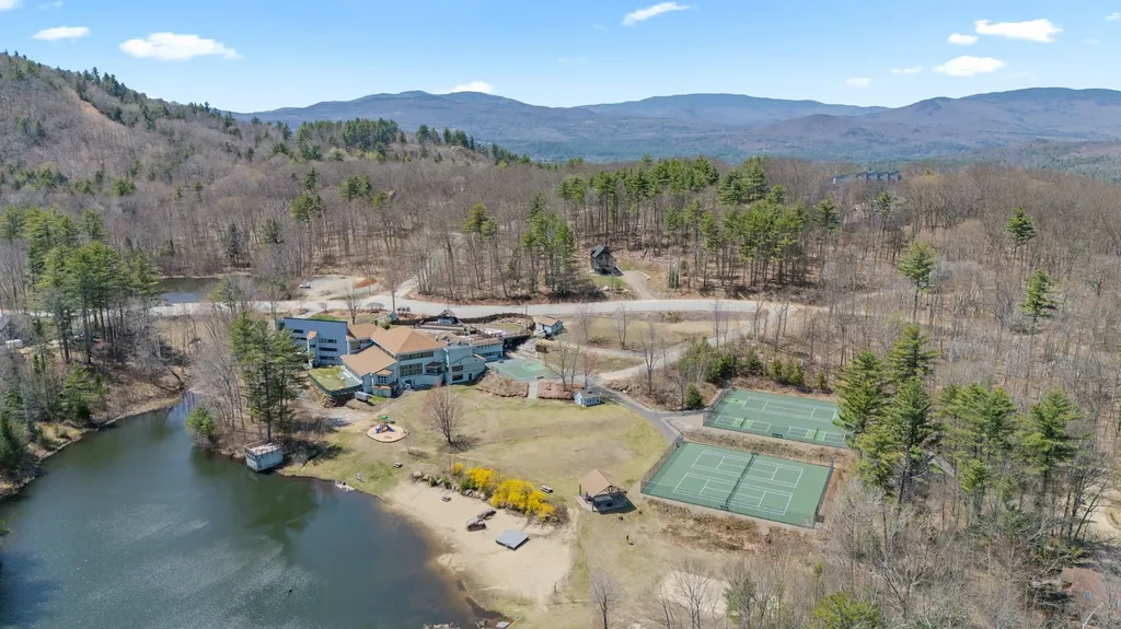 36 Briarcliff Circle Campton NH 03223