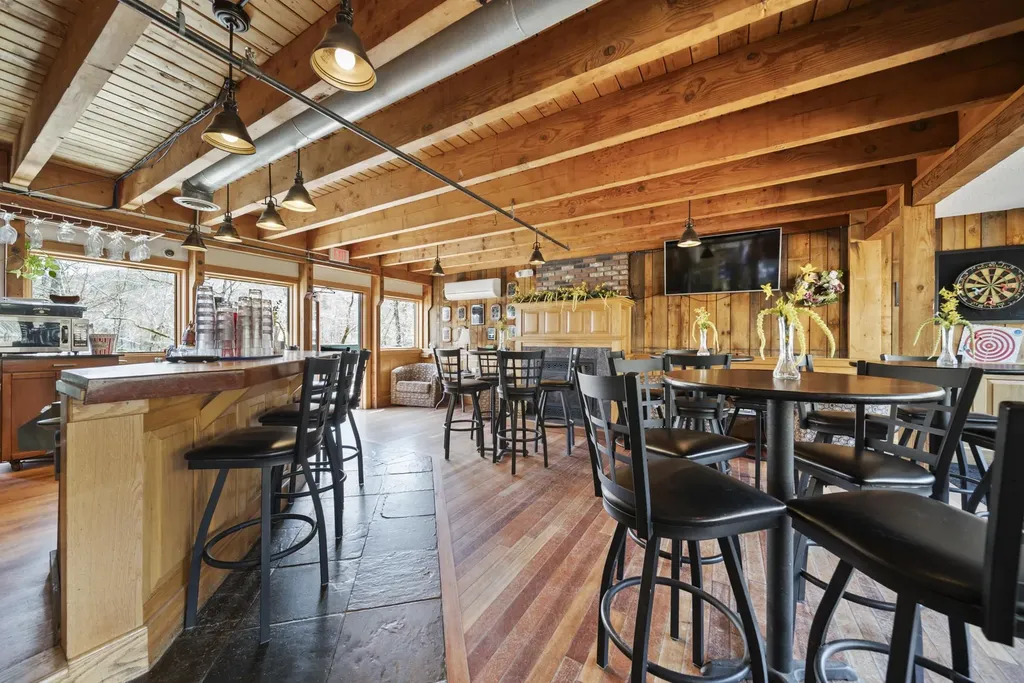 36 Briarcliff Circle Campton NH 03223