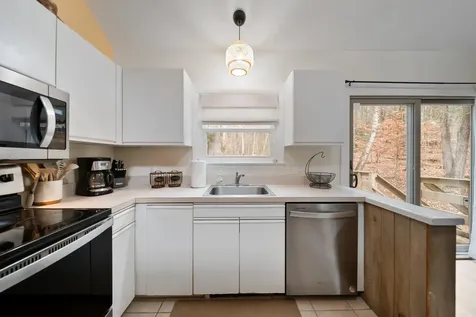 36 Briarcliff Circle Campton NH 03223