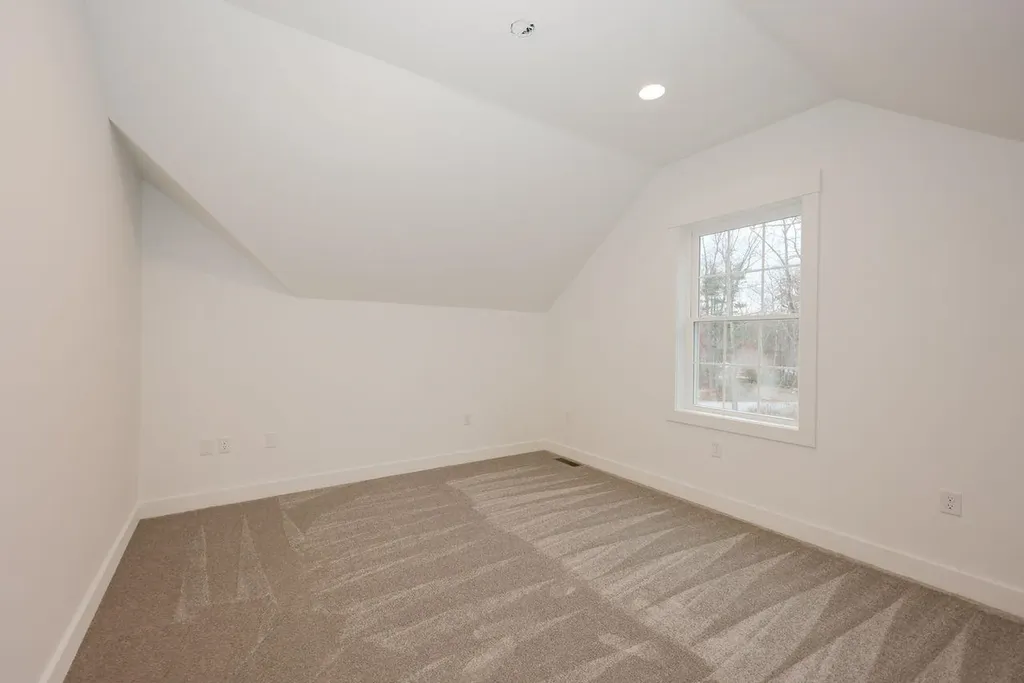 243 Middle Road Deerfield NH 03037