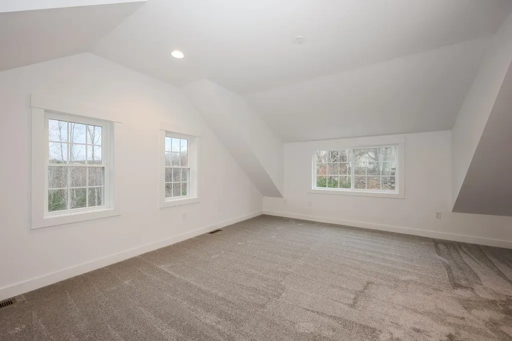 243 Middle Road Deerfield NH 03037